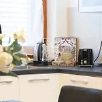 Gouenael Apartment- Appartement *
